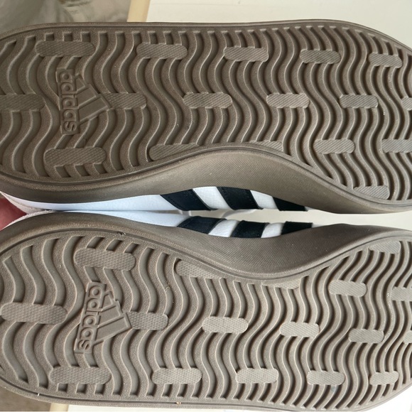 Adidas Women's White and Black Sneakers - Picture 4 of 6